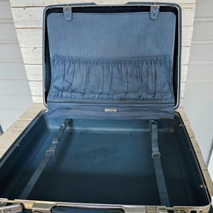Vintage Samsonite Suitcase - Blue Suitcase - Travel Case - Vintage Luggage - Blue Interior -Hard Plastic Vintage Suitcase by Samsonite