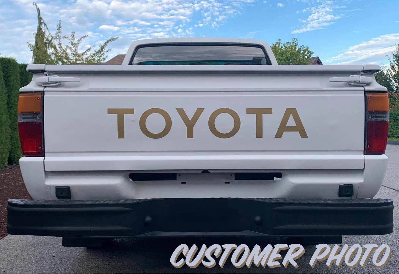 公式】 Toyota Pickup 84-88 USA製対応Evan-Fischer Tailgate - 自動車