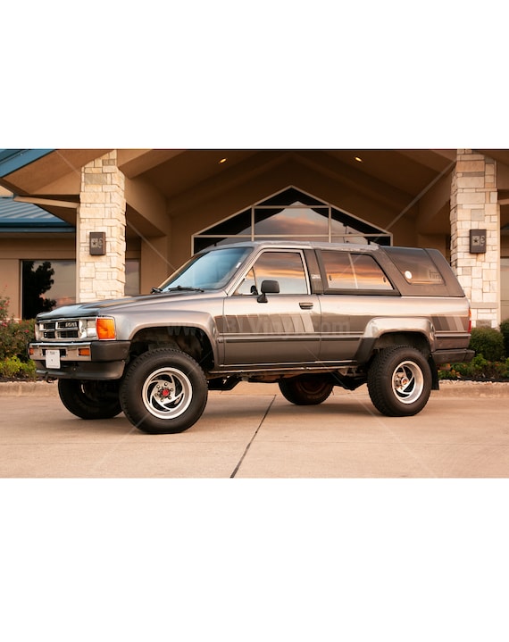 1984-1985 SR5 4x4 4Runner or Pickup Printed Graphics