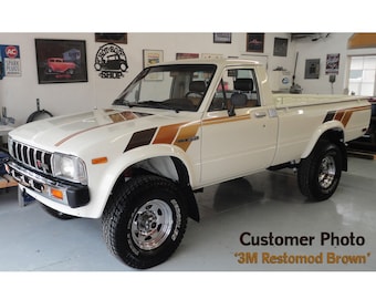 1981-1983 SR5 Stripe Kit w/ Tailgate (Long Bed, 4x4)