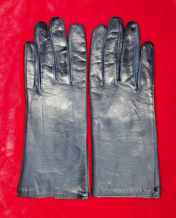 Macy's Blue Kid Leather Gloves ~ Size 8