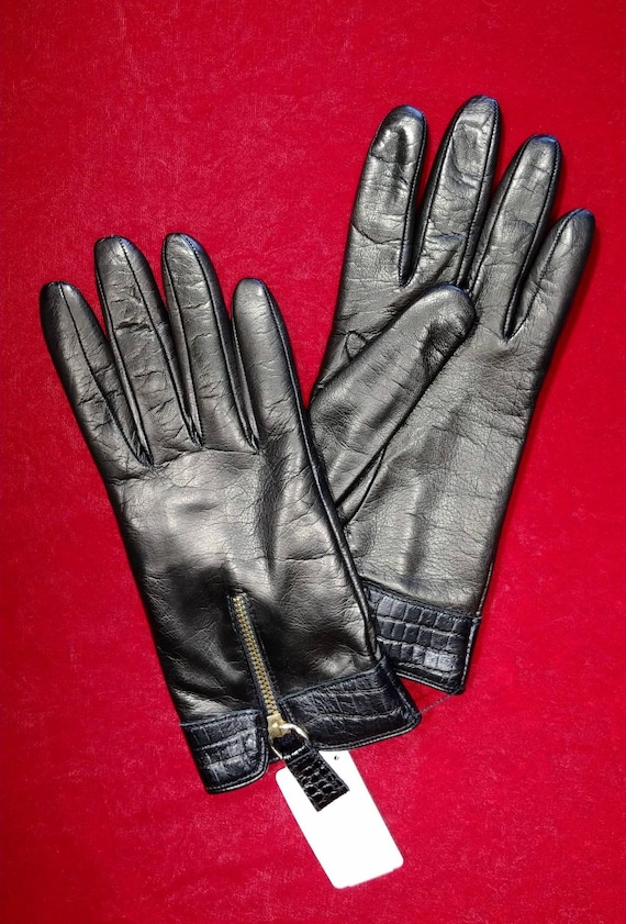 Neiman Marcus Black Leather Gloves ~ Size 8
