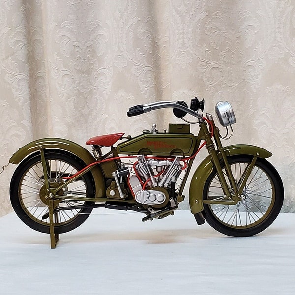 1917 Harley Davidson 3 Speed V Twin Model F, Military Green, Snappiest Detailed Model, Rolls, Stands, Spring Seat, Motorcycle  15" * 8" *4"