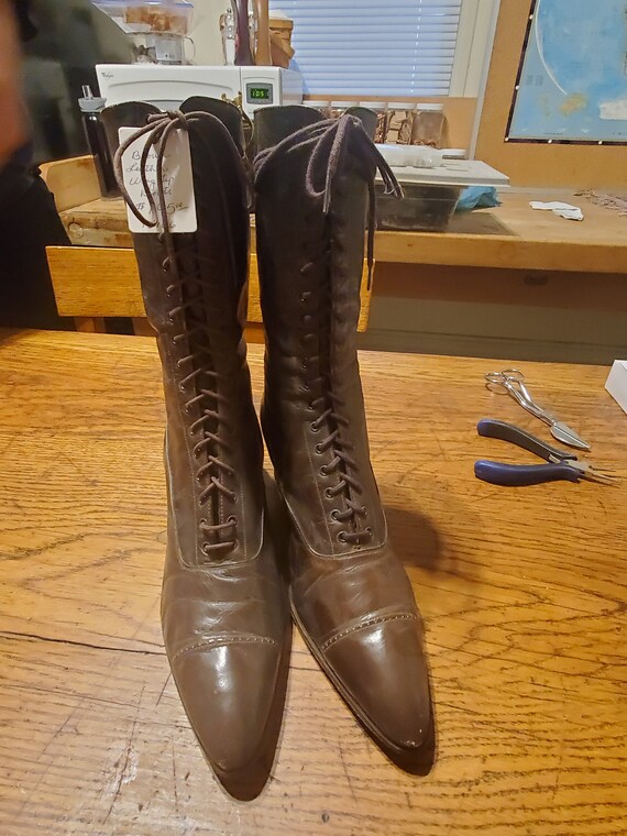 Brown Leather Wingtip Shoes 