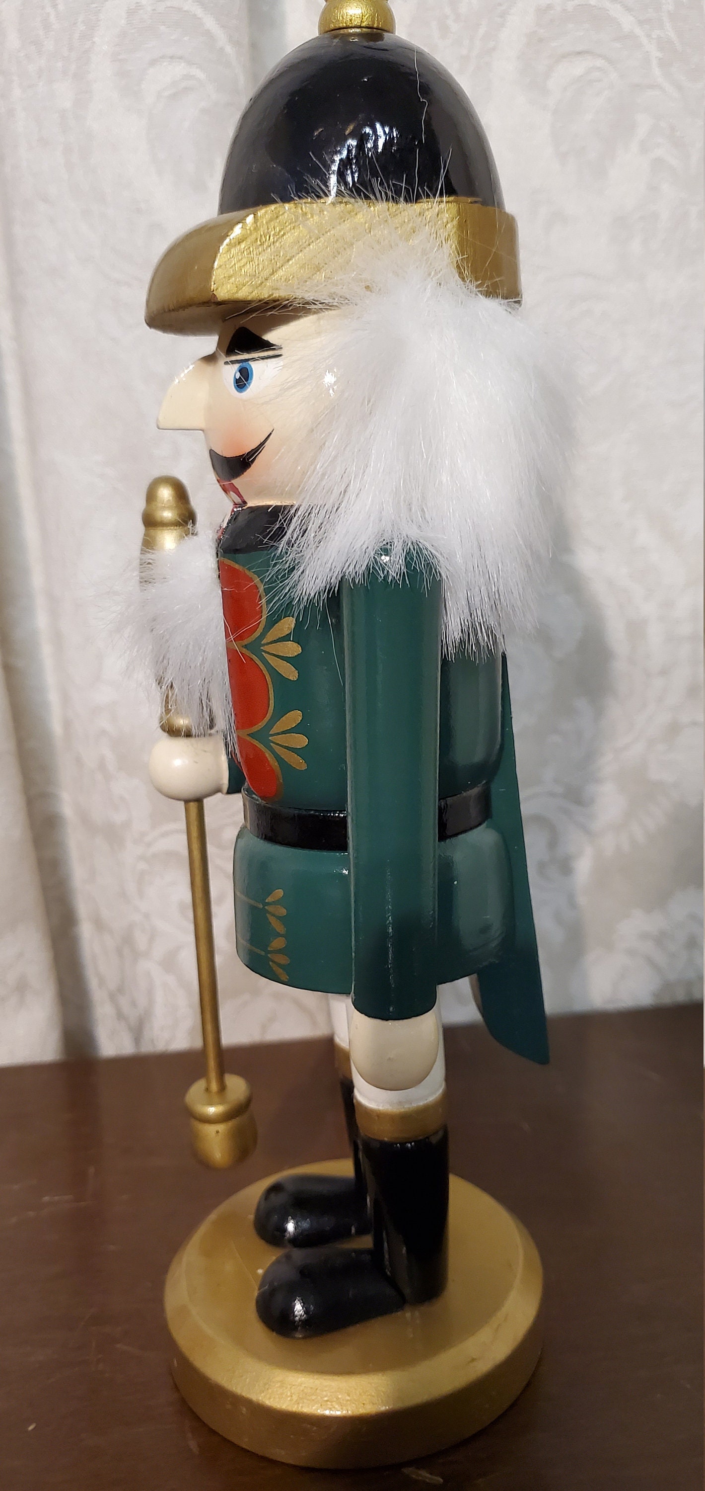 3 Set 9.5 High Nut Cracker Assortment All Move All Etsy