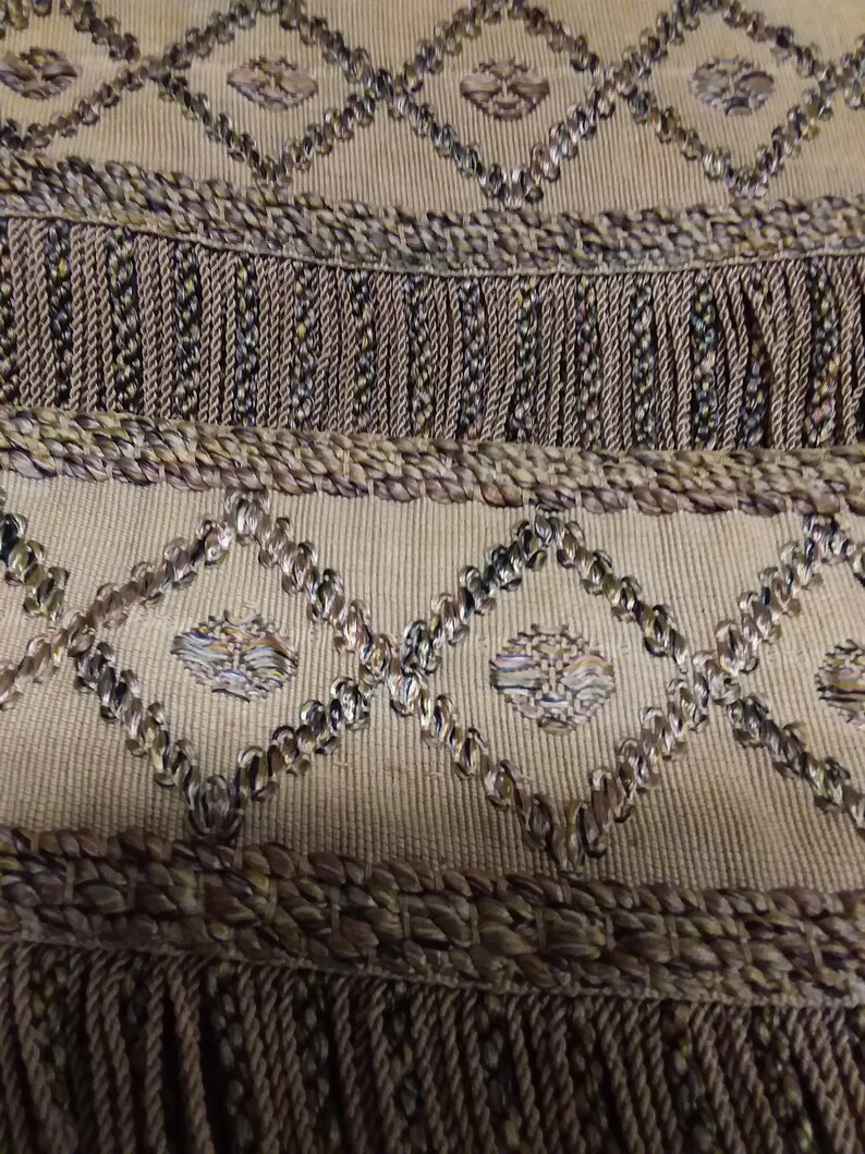 Ca 1920/'s Fringed Valance