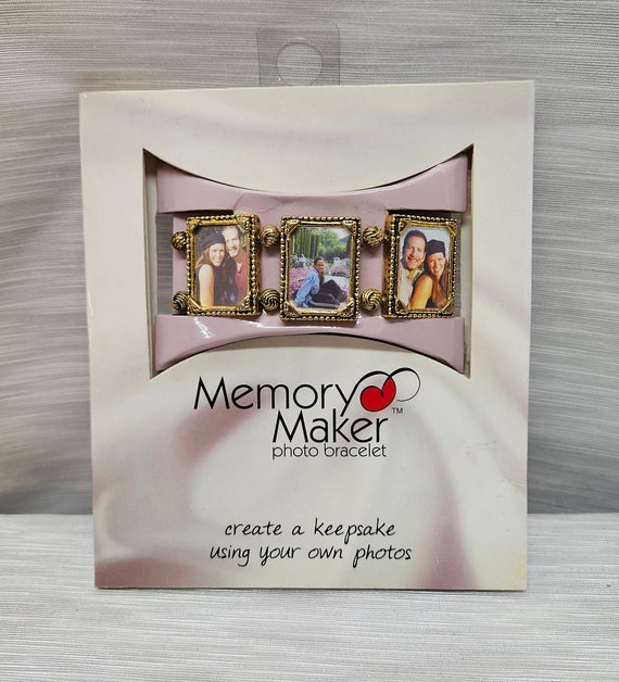 Memory Maker Photo Bracelet w/Elastic Stretch Band