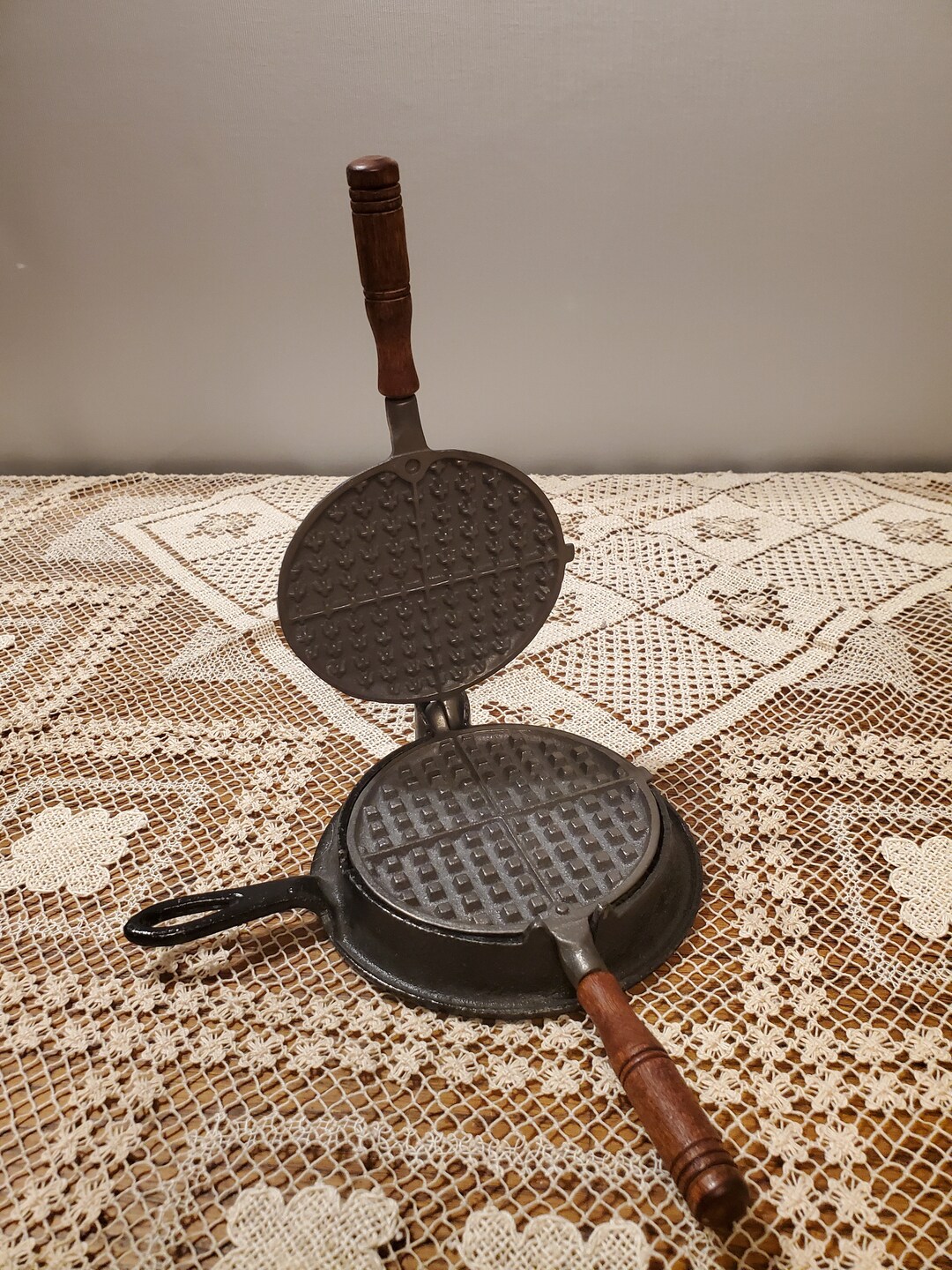 Stover Junior Waffle Cast Iron, Stove Top, Salesman Sample or Child's