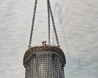 Silver Chainmail Coin Purse, Embossed Clasp, 8" Handle, 4" tall x 3.5" wide, Some Tarnish