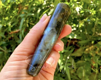 Labradorite Cylindrical Crystal Wand for Harmonizing, Magick, Meditation, Psychic Abilities, Spiritual Growth, Self-Mastery, Crystal Healing