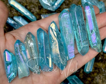 AQUA AURA QUARTZ Crystal Points - Pierres de guérison bleues pour le chakra de la gorge, la méditation, le travail énergétique, la croissance spirituelle, la guérison et l'apaisement