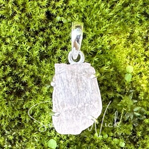 pink kunzite aa+ quality nugget set in sterling silver