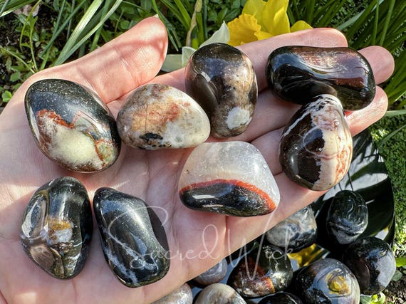 BLACK SARDONYX Tumbled Crystal Large for Strength, Protection, Stability, Reduce Overwhelm, Meditation
