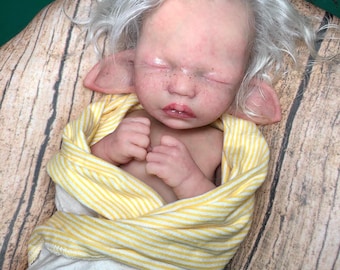 Kundenspezifische Ganzkörper-Silikonbabyfee LILA in der weichen Mischung MIT HAAR