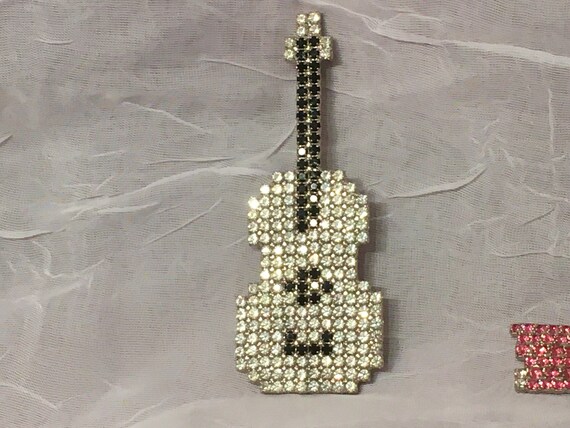 Bauer Guitar Brooch - image 10