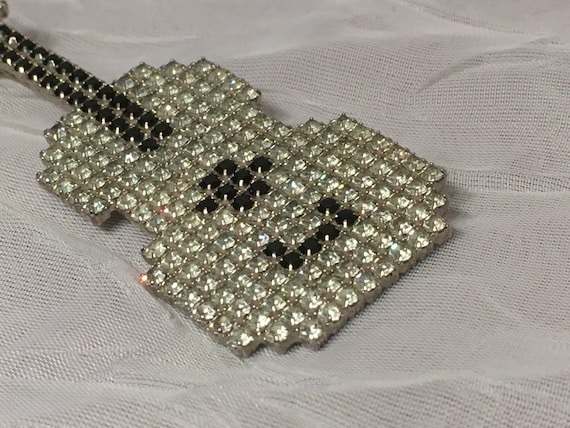 Bauer Guitar Brooch - image 3