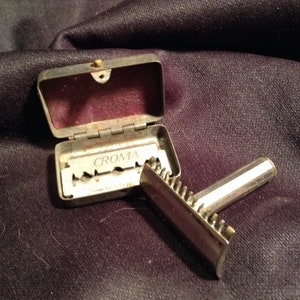 Vintage Travel Razor Shaving Kit - Made in Germany