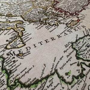 Historical map showing the Roman Empire and surrounding barbarian tribes in 400 AD, by cartographer Guillaume Delisle.
