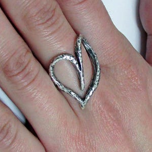 Handmade Rustic Sterling Silver 925 Wide Art Nouveau Heart Ring for Valentine&#39;s Day Friendship Ring