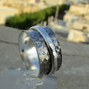 Oxidized Spinning Ring, Wide Silver Ring, Boho Ring, Spinning Ring, Wide Wedding Band Ring, Silver Hammered Ring, Statement Meditation Ring