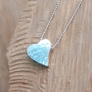 Valentine Gift For Her, Silver Heart Necklace, Hammered Pendant Necklace, Minimalist Necklaces For Women, Delicate Necklace, Love necklace,