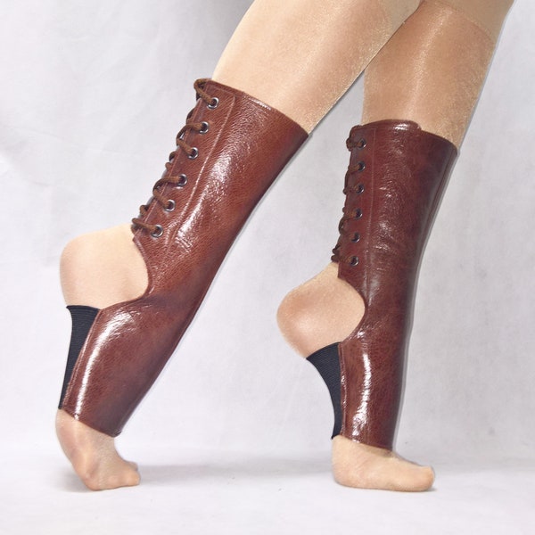 Isabella Mars SHORT Aerial Boots in Brown Leather - Trapeze gaiters for Lyra, Trapeze, Aerial hoop, corde lisse