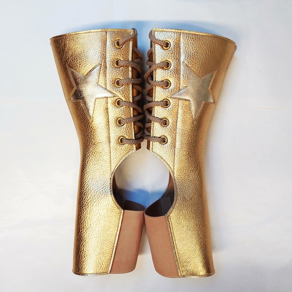 Isabella Mars SHORT Aerial Boots in GOLD metallic Leather w/ mirror STAR Trapeze gaiters Lyra, Trapeze, Aerial hoop, corde lisse