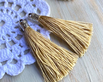 2 Quasten aus Kunstseide Champagner 8 cm Tassels