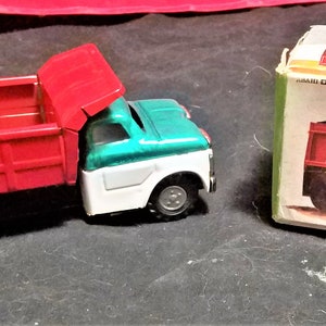 vintage Asahi tin toy Chevrolet dump truck friction with box 1961 Japan