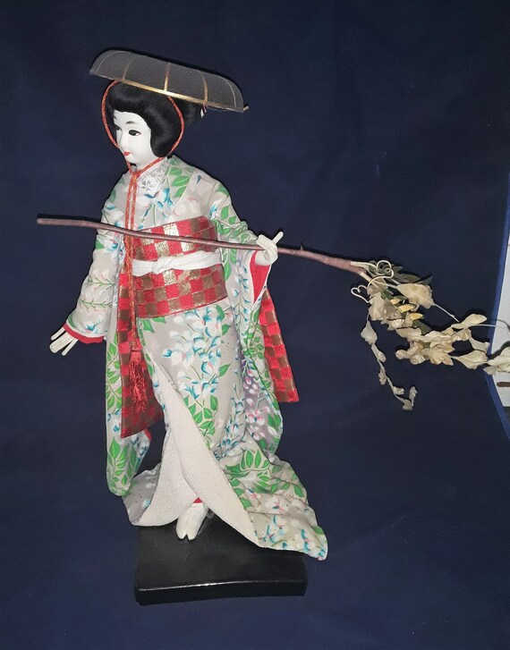 antique japanese geisha dolls