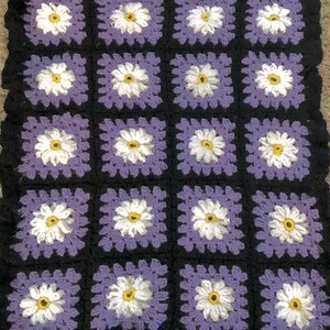 Daisy chain blanket