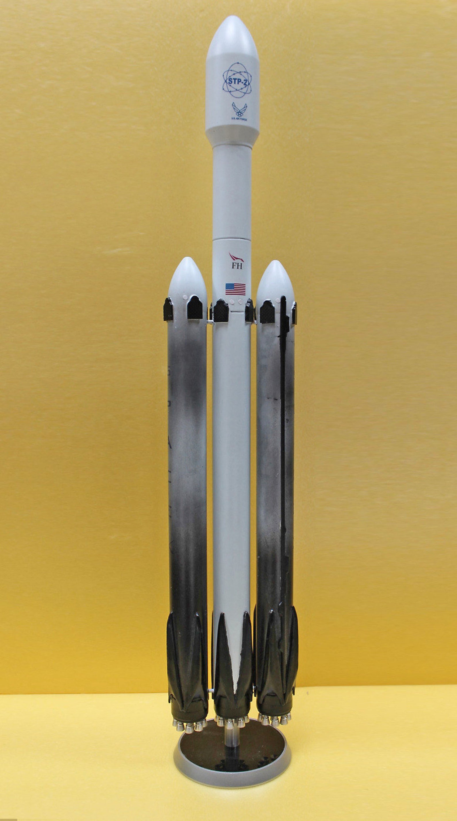 1144 Scale model SpaceX rocket Falcon Heavy made of metal Etsy