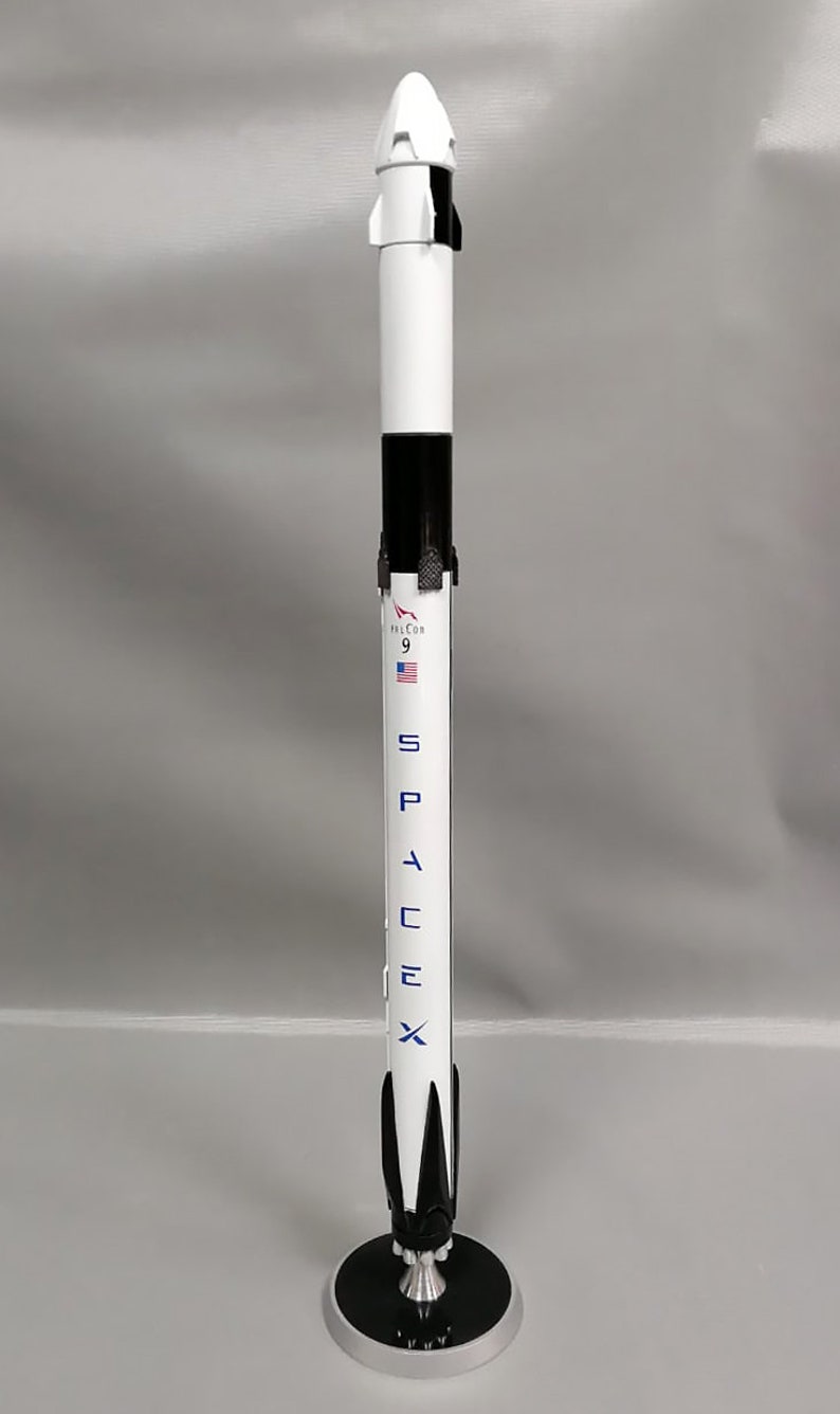 spacex falcon 9 and dragon flying model rocket kit