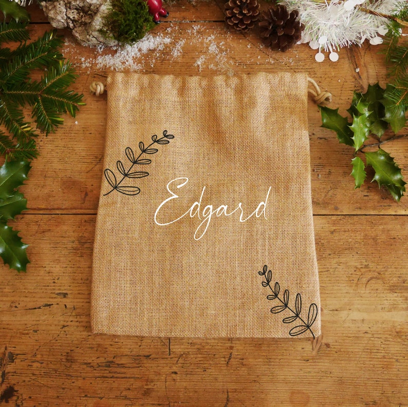 Personalized Jute Gift Pouch Leaves image 7