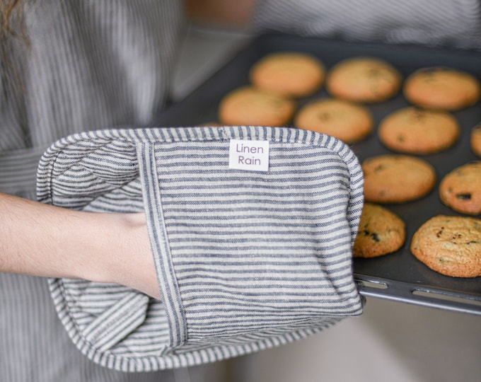 Handmade Pot Holder / Linen Potholder Gloves /Minimalist Kitchen Decor/ Heat Insulating Linen Oven Glove / Hot Pot Mitt / Kitchen Pot Holder