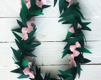 Pale Pink Felt Lei | Flower Lei for Kids | Lei for women | Flower and Leaf lei | Hawaiian Lei | Tropical Party | Mother's Day Gift Keepsake