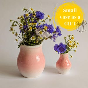 Bud Vase Small Vase as Gift Flower Ceramic Mommy Vase Flowers Handmade Small Ceramic Unique Minimalist Cute Art Tiny Pottery Planter Pot