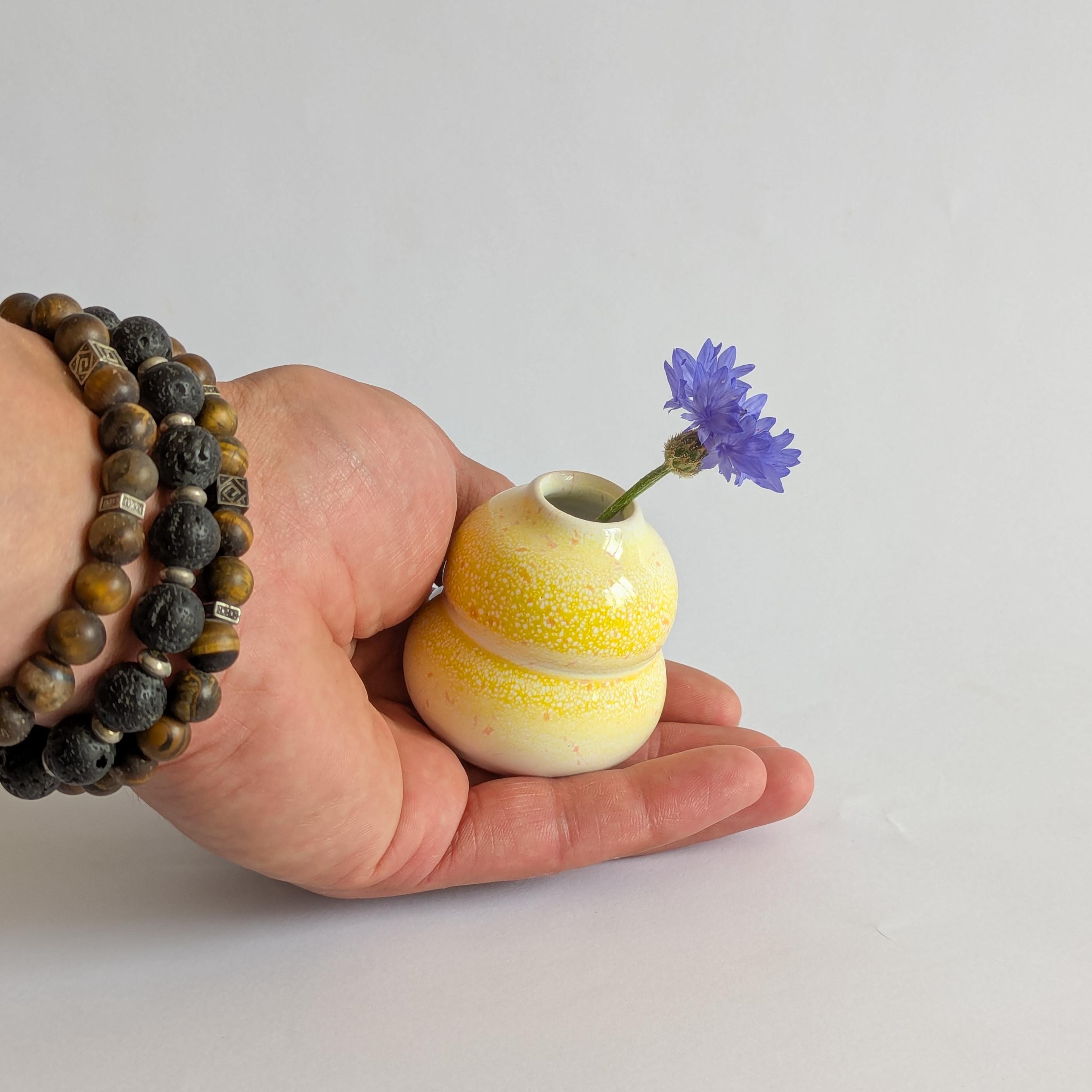 Mini Vases Yellow Handmade Ceramic Miniature Flower Bud Vase Small Ceramic Tiny Pottery Minimalist Mommy Vase Unique Flower Bud Cute Vase