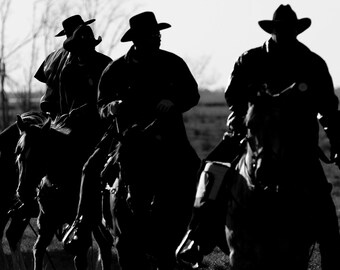 19x13 photo print of cowboys