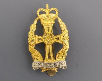 Queen Alexandra's Royal Army Nursing Corps (QARANC) Queens Crown Cap Badge