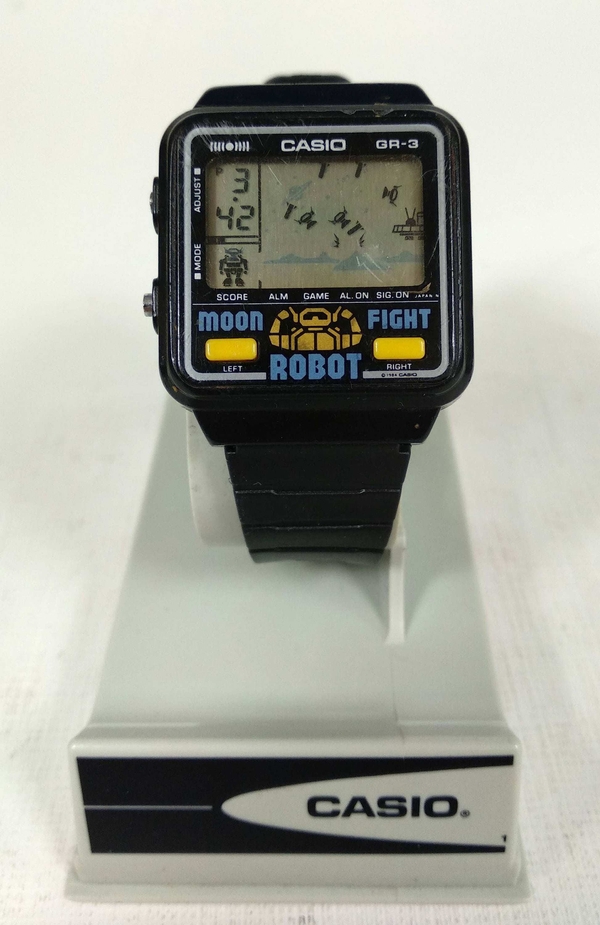 CASIOゲームウォッチ GR-3 MOON FIGHT ROBOT 1984年 CASIO GR-3 MOON FIGHT ROBOT GAME VINTAGE DIGITAL WATCH JAPAN