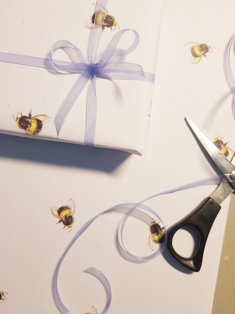 Bumble Bee Wrapping Paper Cute Bee Gift Wrap Gift Wrapping Etsy Canada