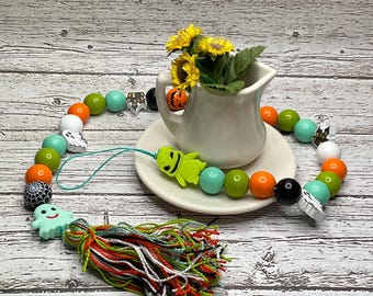 Halloween Ghost Wooden Bead Garland: Tier Tray Decoration