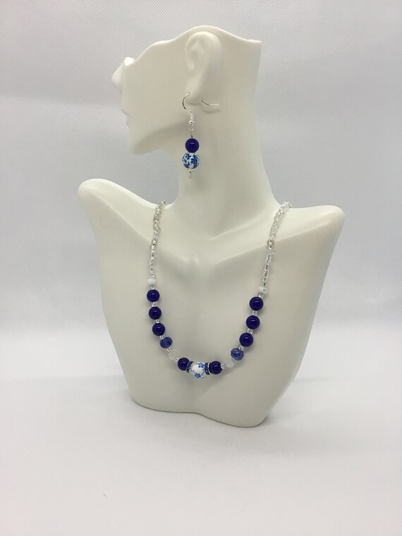Minerali e Pietre Précieuses. Collana Perline Legno 8 MM Rubino Del