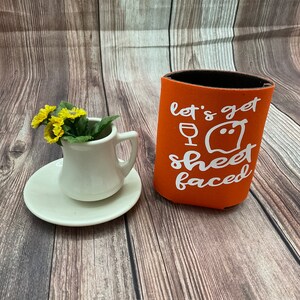 Funda para latas de Halloween, regalo de fiesta de Halloween, fundas para latas, decoración del hogar, artículos de bar, decoración navideña, regalo de fiesta, idea de regalo, funda para latas