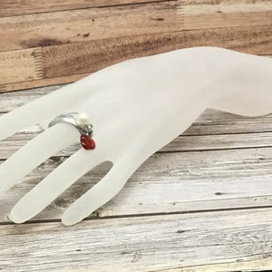 Handmade Silver Wire Ring: Pearl & Glass Heart Charm