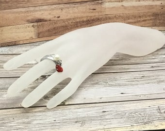 Handmade Silver Wire Ring: Pearl & Glass Heart Charm