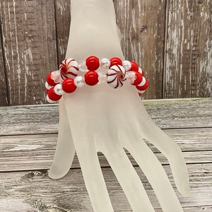 Christmas Peppermint Bead Bracelet: Red & White Coil Bracelet
