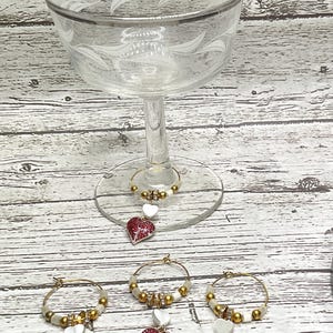 Heart Charms Wine Glass Rings: Beaded Stemware Markers, Set of 4