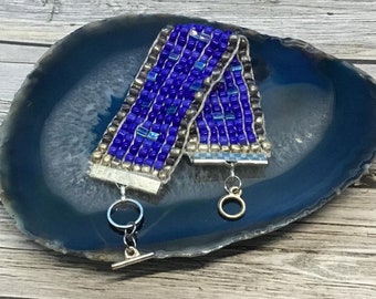 Blue sapphire seed bead weaved bracelet , weaved bracelet, cuff bracelet , beaded bracelet, handmade